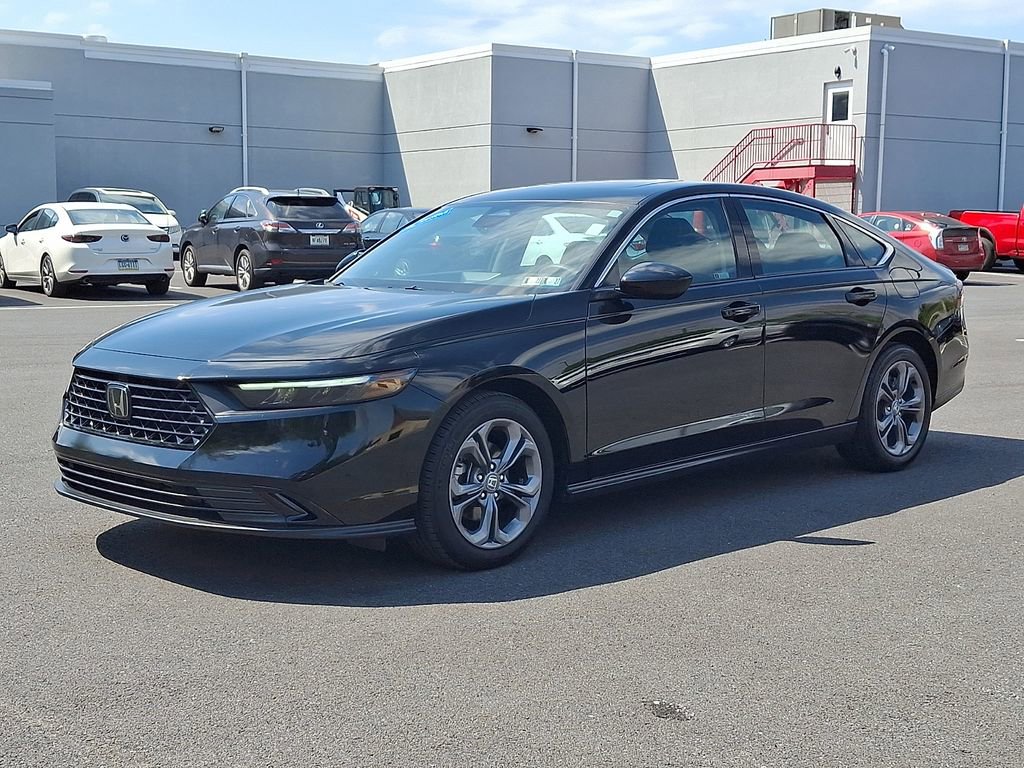 Used 2024 Honda Accord EX image 3