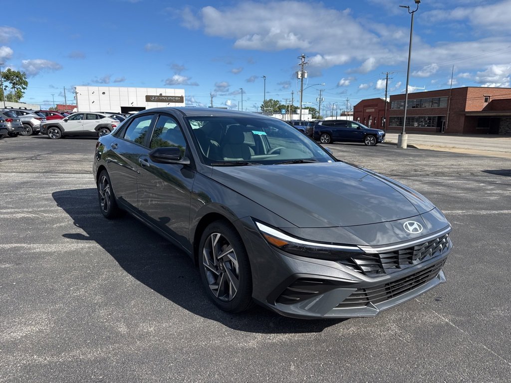 New 2025 Hyundai Elantra Sport