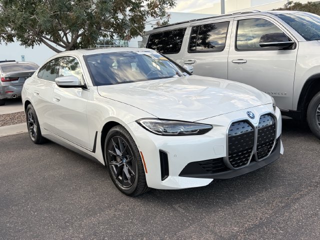 Used 2023 BMW i4 eDrive35 RWD image 4