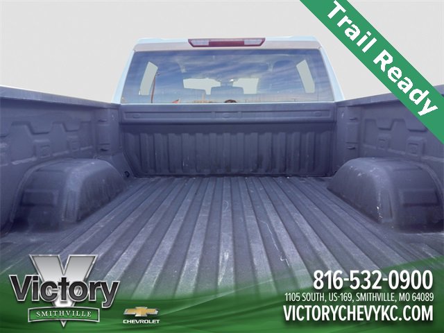 Used 2022 Chevrolet Silverado 1500 LT Trail Boss w/ LPO, Dark Essentials Package image 18