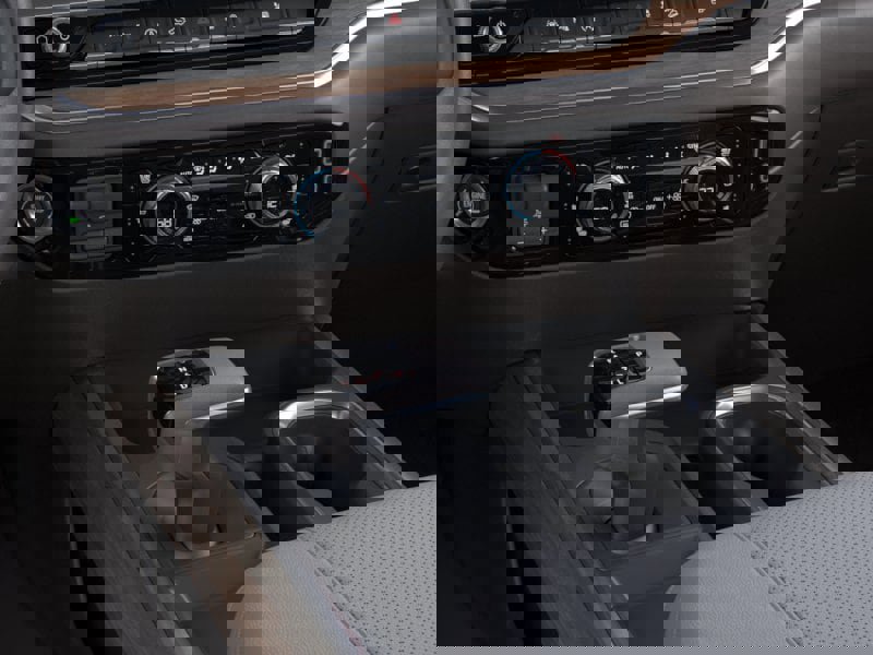 New 2026 GMC Sierra 1500 SLT w/ SLT Premium Plus Package image 23