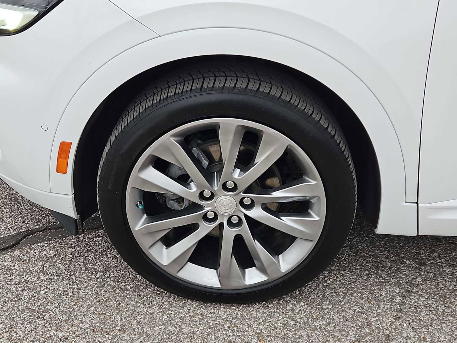 Used 2021 Buick Envision Avenir w/ Technology Package II image 13