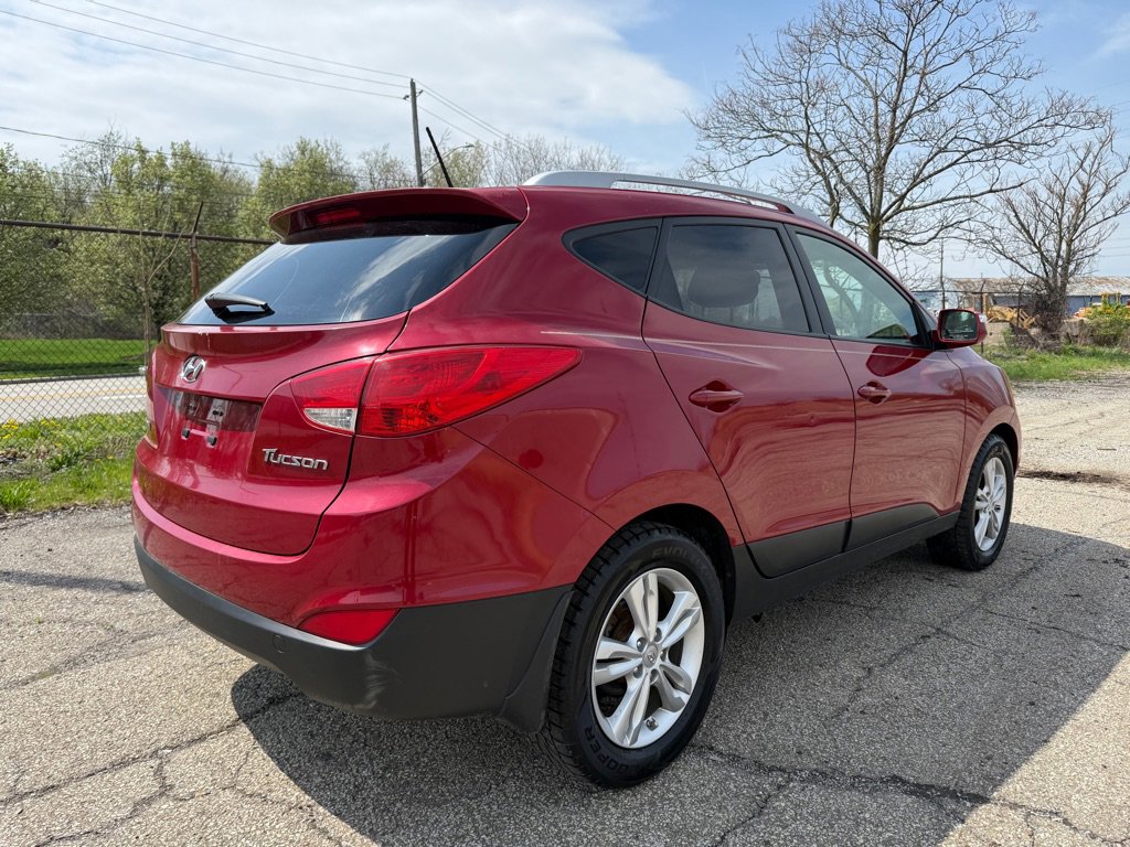 Used 2013 Hyundai Tucson GLS image 5