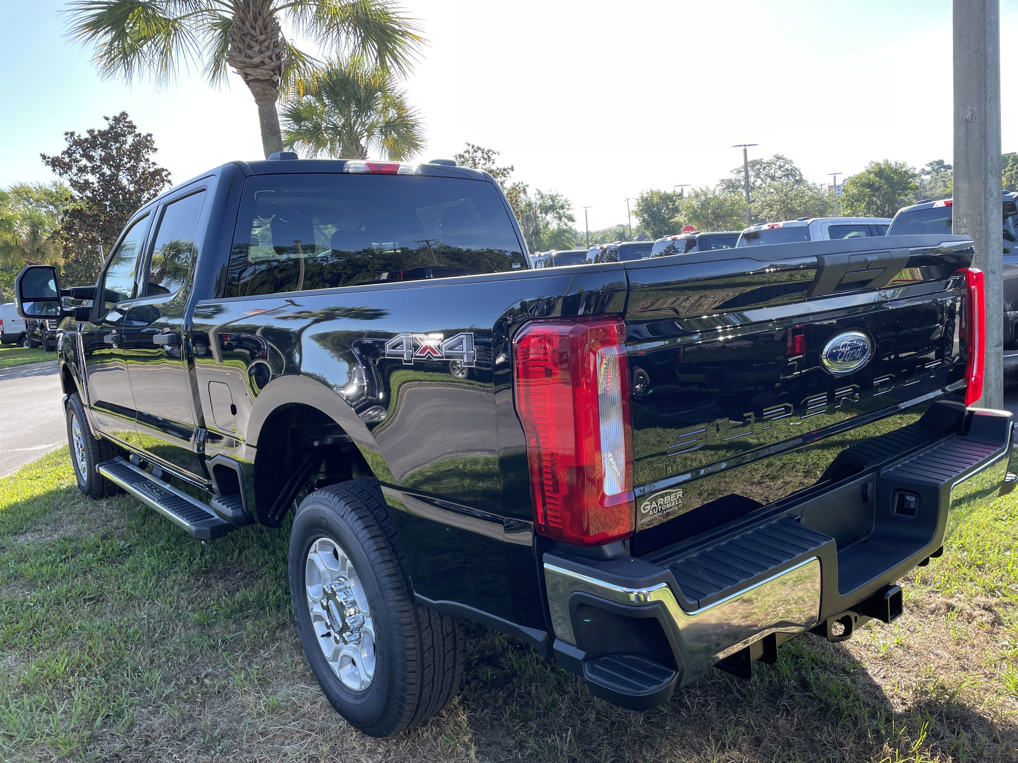 New 2025 Ford F250 XLT image 5