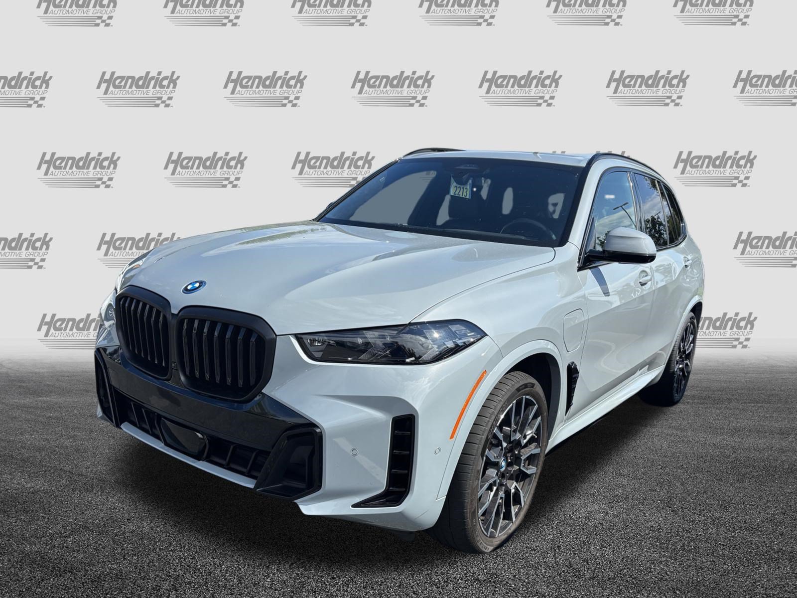 Certified 2024 BMW X5 xDrive50e w/ M Sport Package AWD/4WD image 5