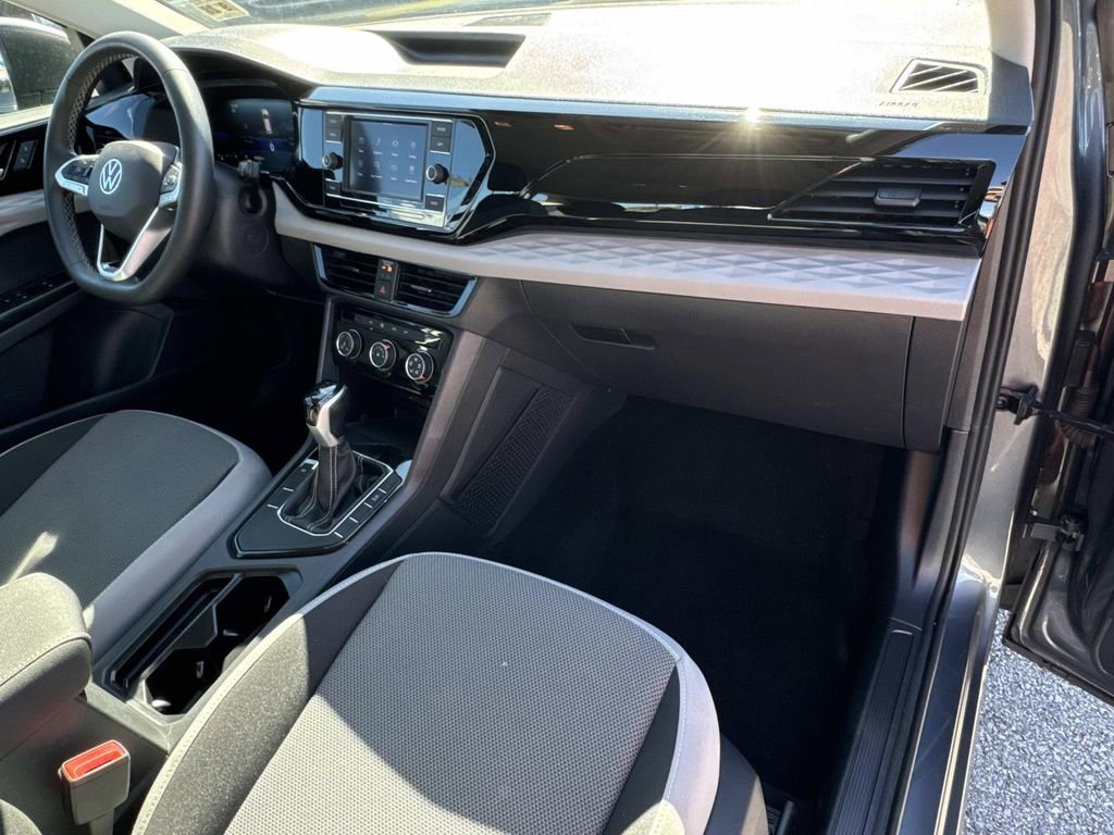 Used 2024 Volkswagen Taos S image 10