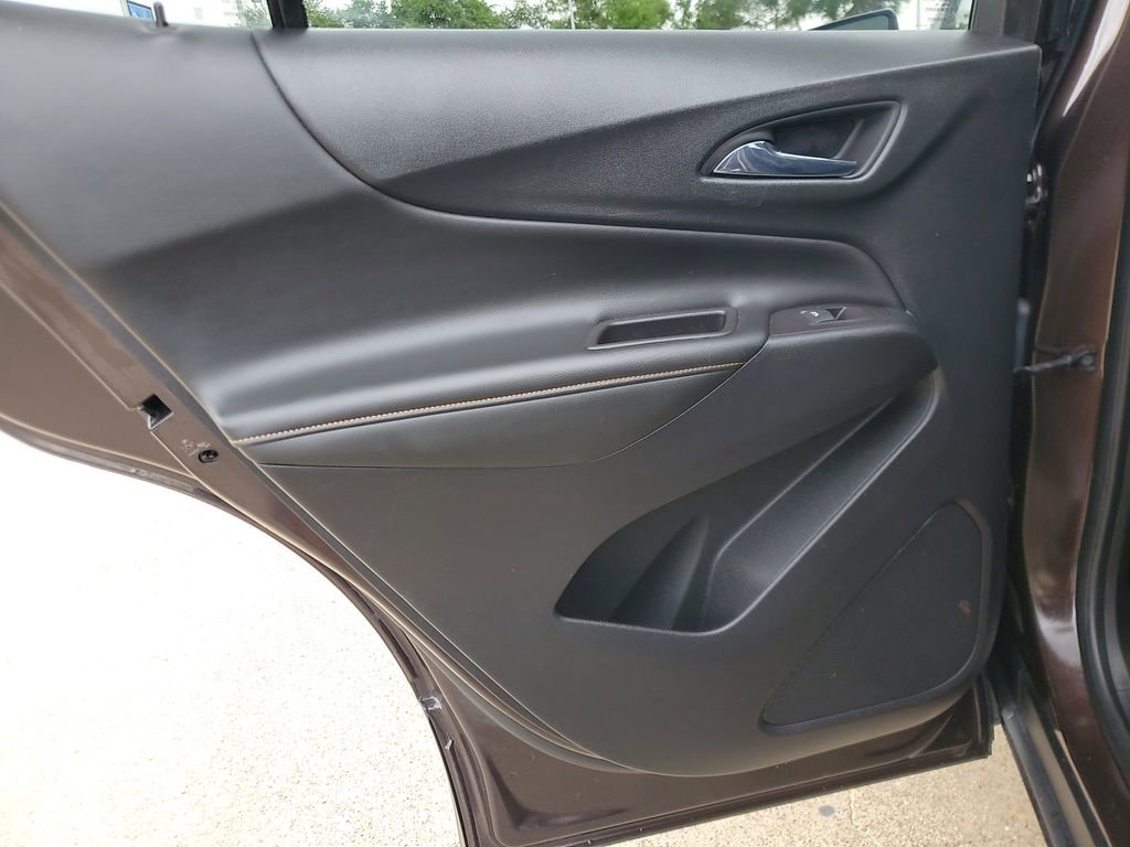 Used 2020 Chevrolet Equinox Premier image 13