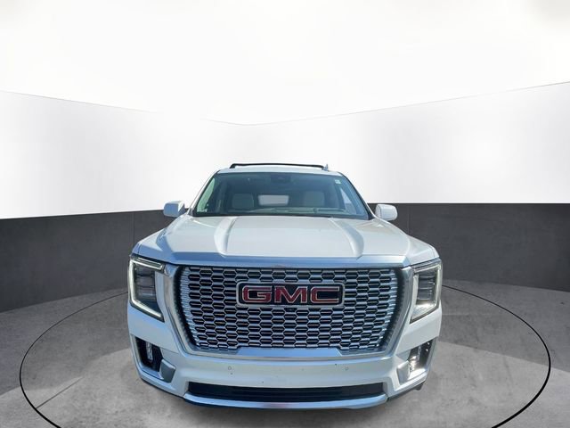 Used 2023 GMC Yukon Denali w/ LPO, Floor Liner Package AWD/4WD image 2
