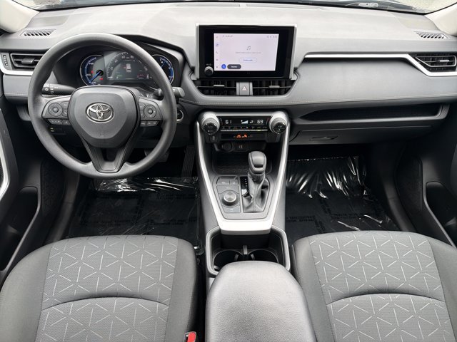 Used 2024 Toyota RAV4 XLE AWD/4WD image 25