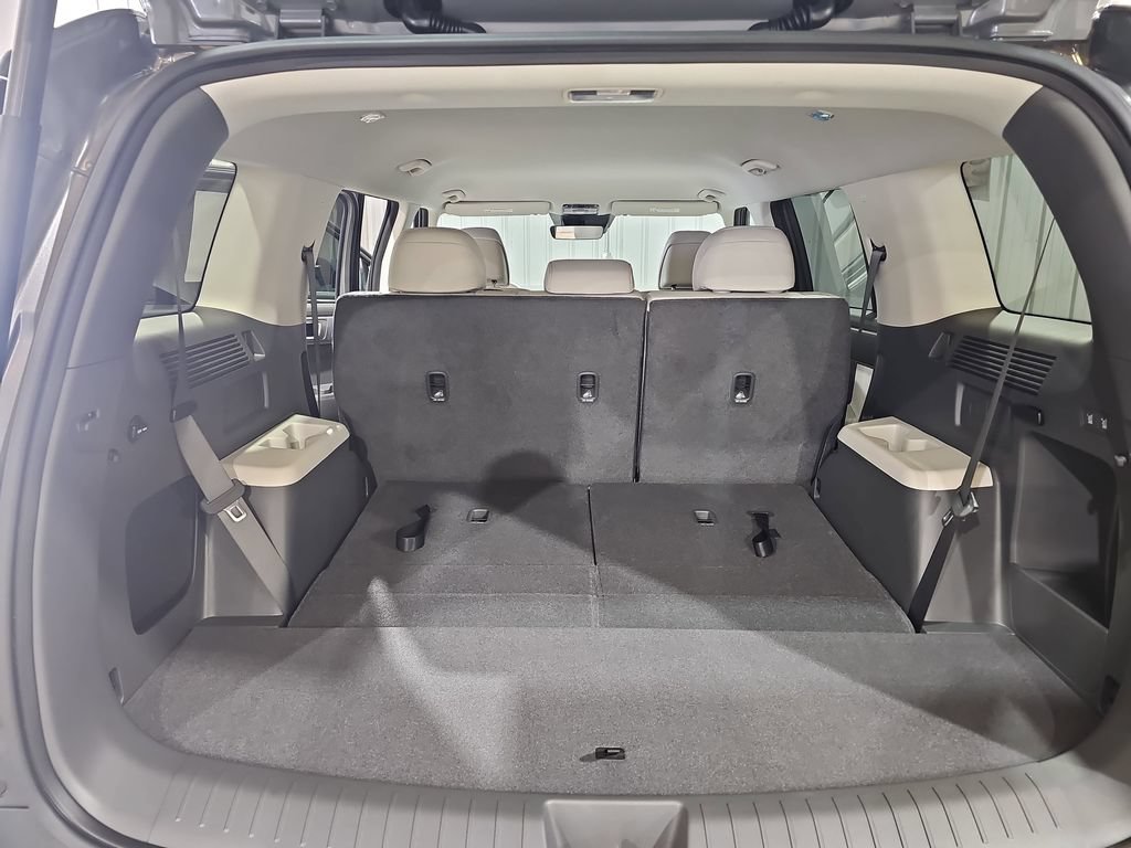 New 2026 Hyundai Santa Fe SE FWD image 13