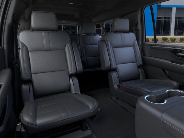 New 2026 Chevrolet Suburban RST image 17