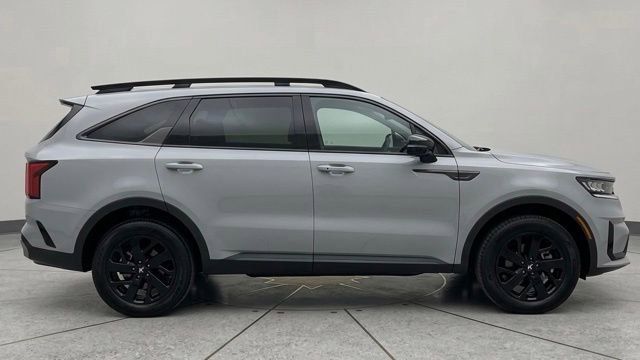 Used 2022 Kia Sorento S w/ Panoramic Sunroof Package image 5