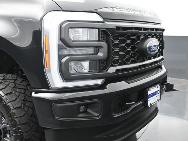Certified 2023 Ford F250 Lariat w/ Sport Appearance Package AWD/4WD image 36