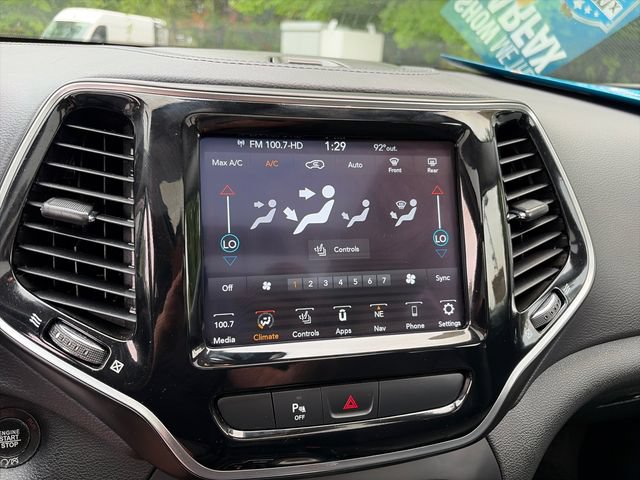 Used 2019 Jeep Cherokee Limited AWD/4WD image 22