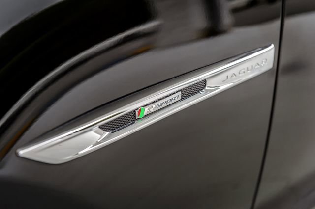 Used 2017 Jaguar XJ R-Sport image 49