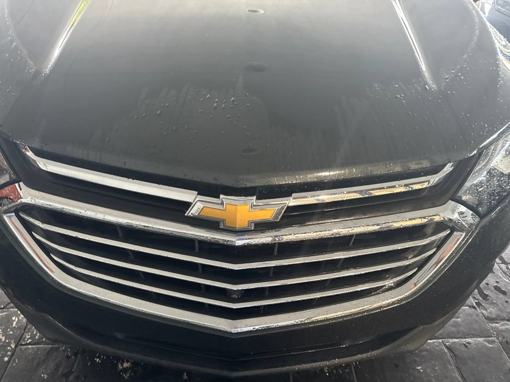 Used 2020 Chevrolet Equinox Premier FWD image 3