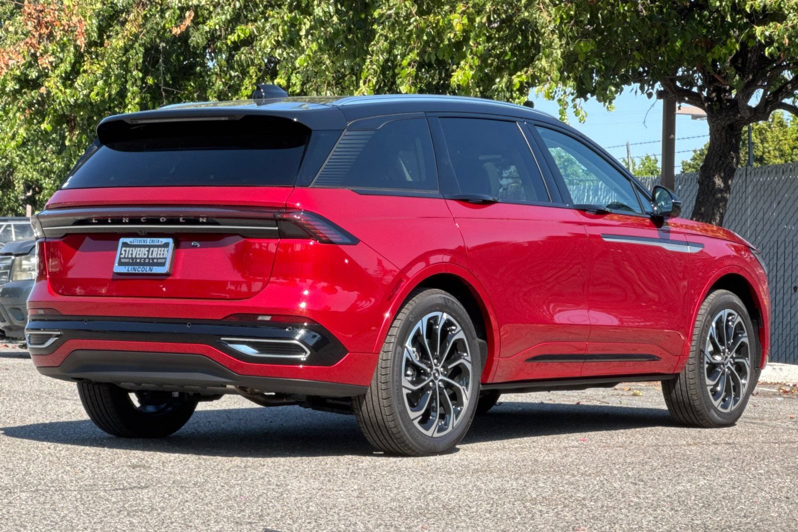 New 2026 Lincoln Nautilus Reserve AWD/4WD image 4