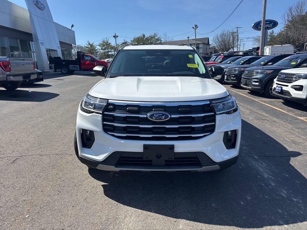 New 2026 Ford Explorer Active w/ Active Comfort Package image 2