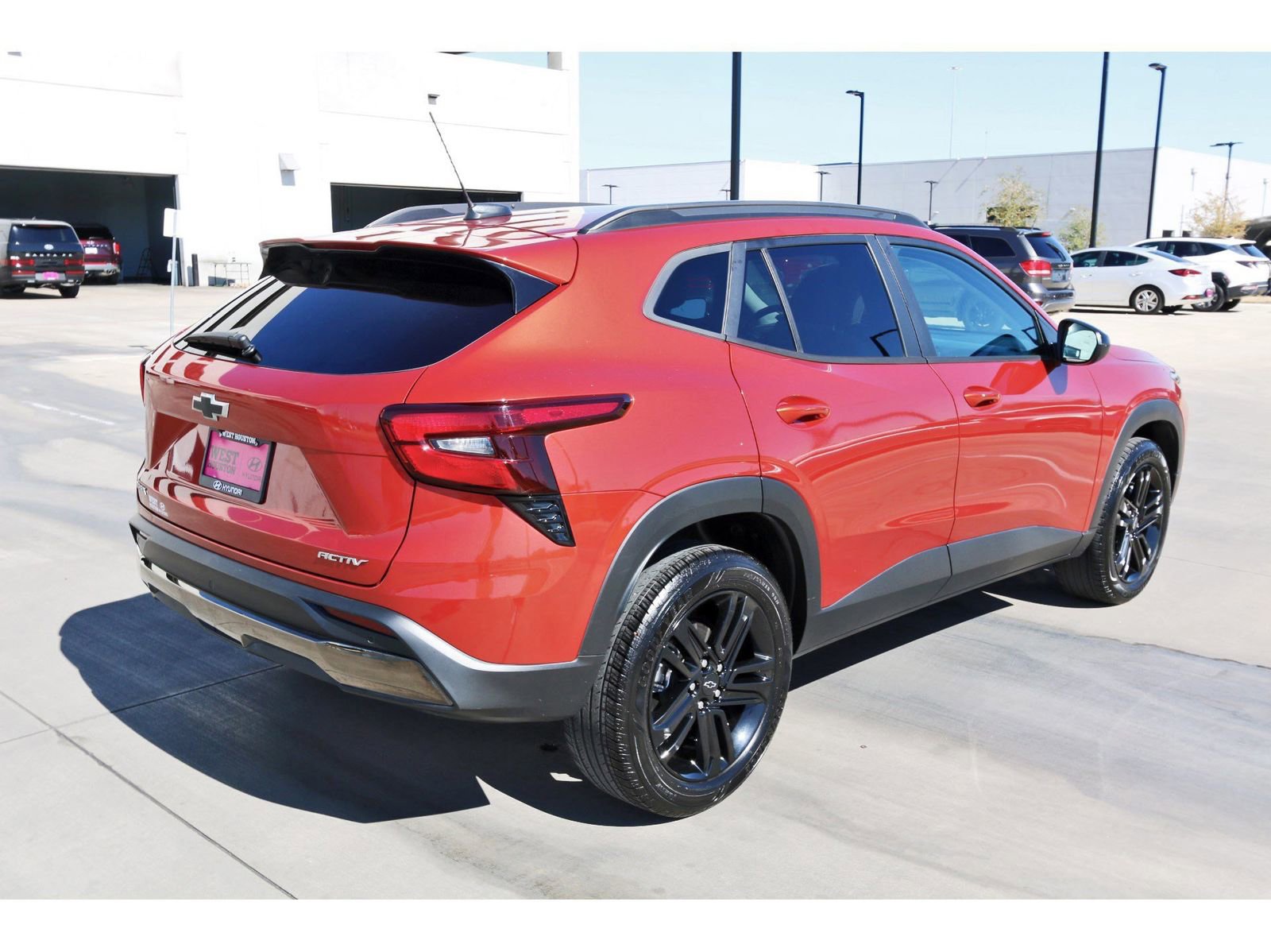 Used 2024 Chevrolet Trax ACTIV w/ Driver Confidence Package image 8