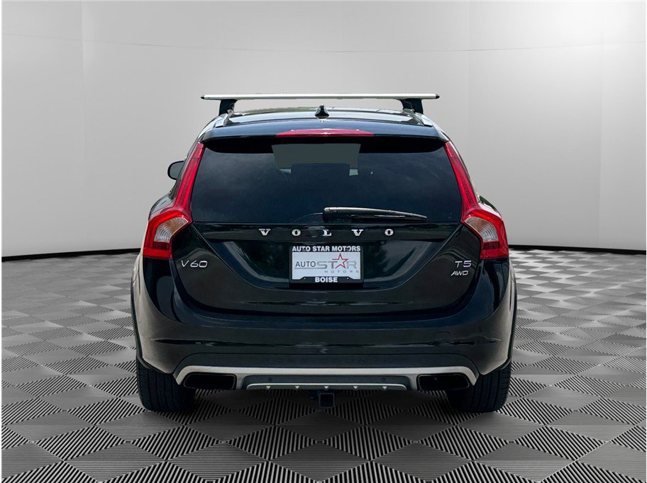 Used 2016 Volvo V60 T5 Cross Country w/ Convenience Package AWD/4WD image 4