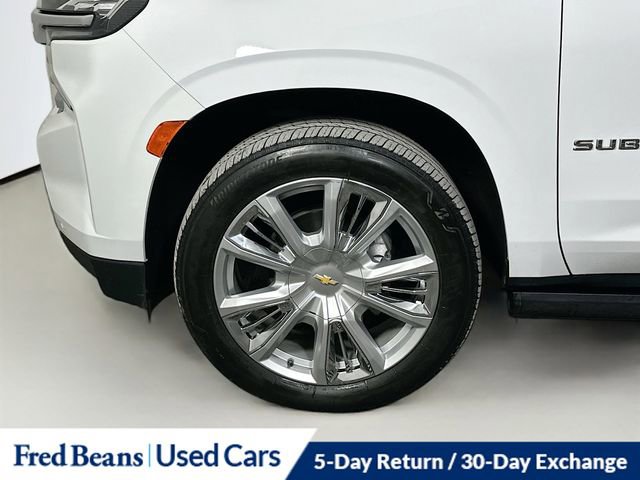Used 2024 Chevrolet Suburban High Country w/ Premium Package image 36