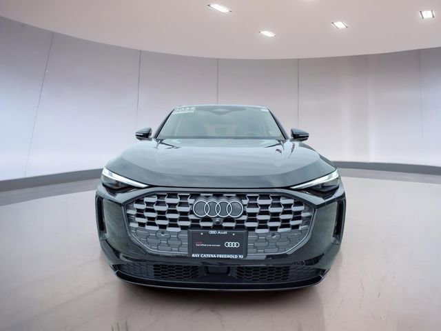Used 2025 Audi Q5 Premium w/ Convenience Package AWD/4WD image 2