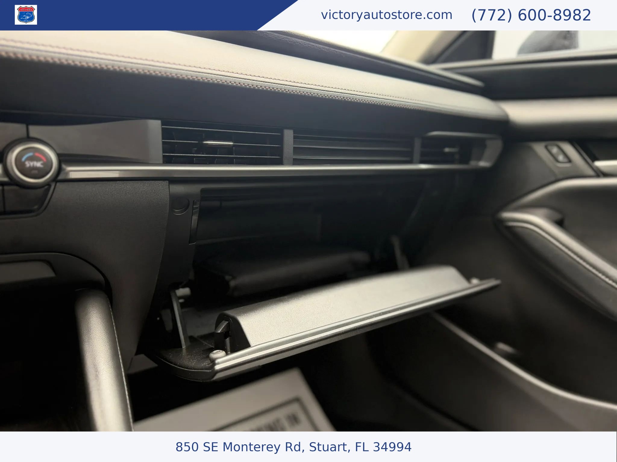 Used 2021 MAZDA MAZDA3 s FWD image 32