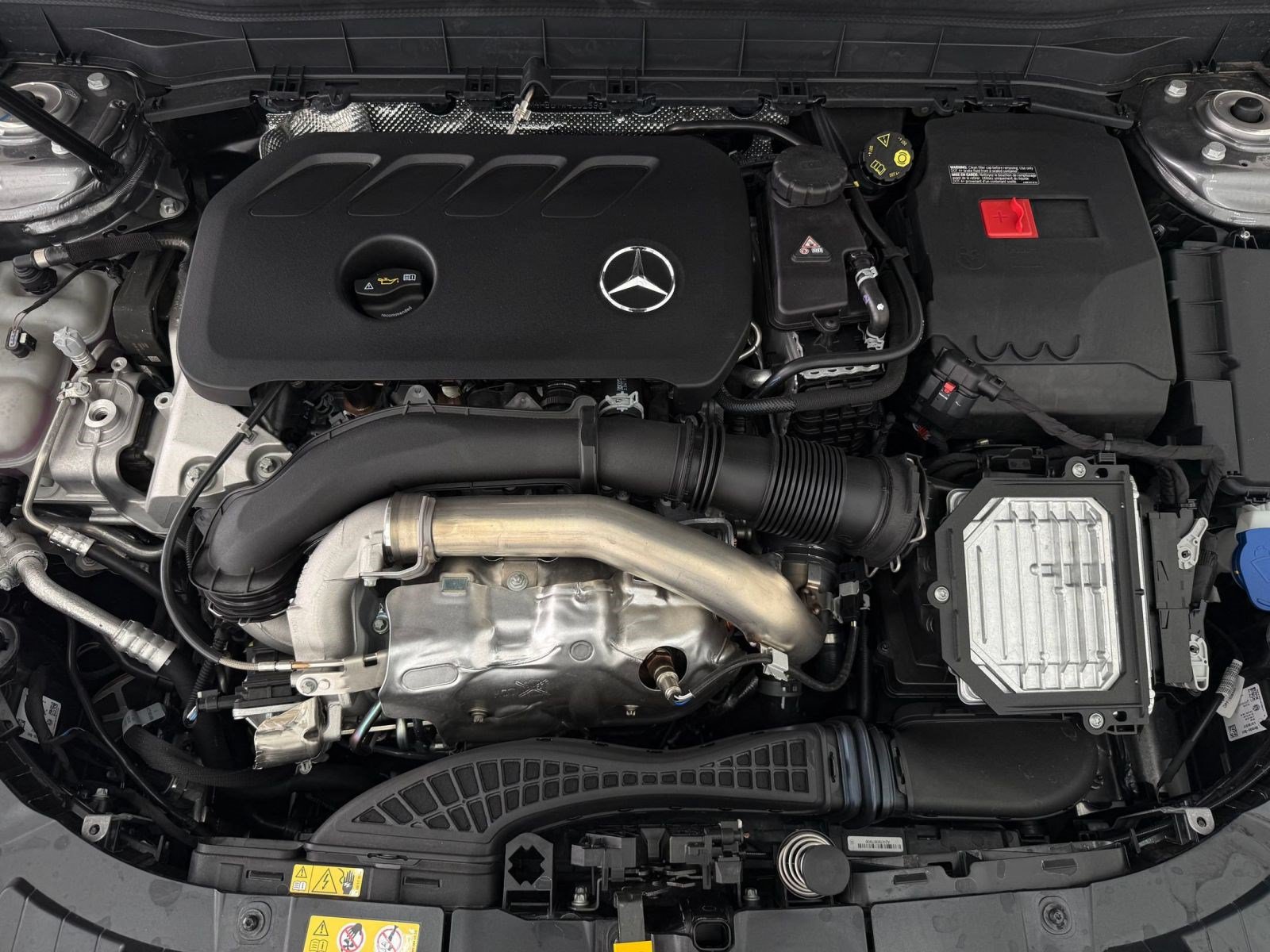 New 2026 Mercedes-Benz GLB 250 4MATIC image 32