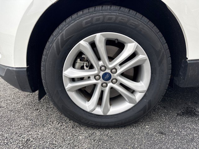 Used 2020 Ford Edge SEL w/ Convenience Package AWD/4WD image 9