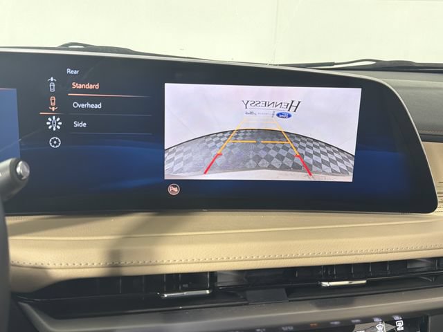 Used 2025 Cadillac XT4 Premium Luxury w/ Cold Weather Package FWD image 3