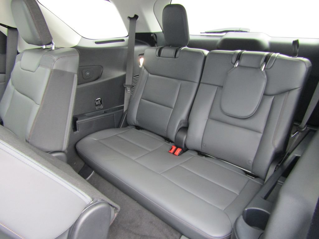New 2026 Ford Explorer Active w/ Active Comfort Package AWD/4WD image 24