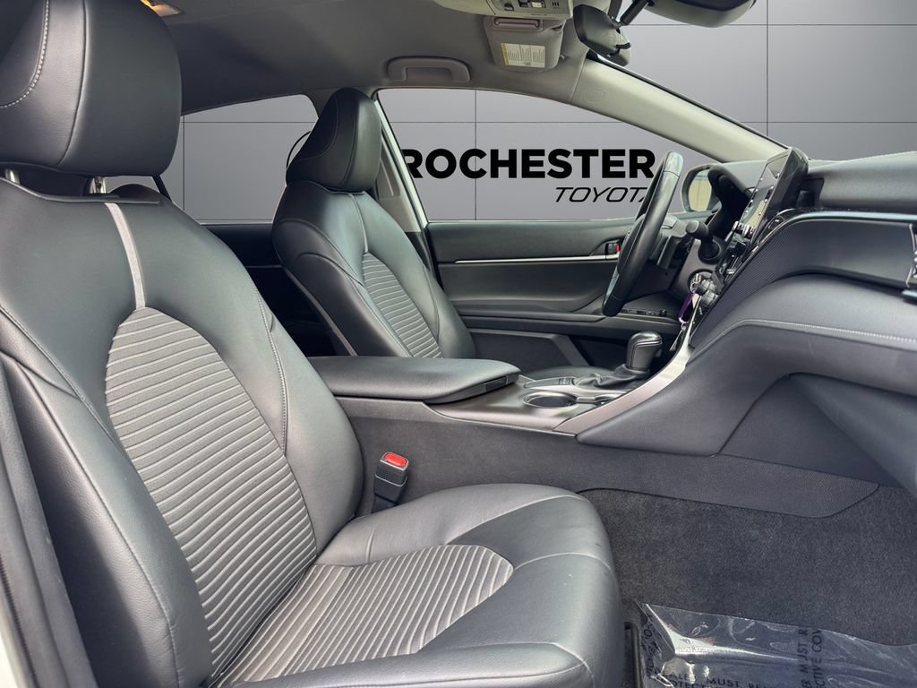 Certified 2022 Toyota Camry SE w/ Carpet Mat Package (TMS) FWD image 17