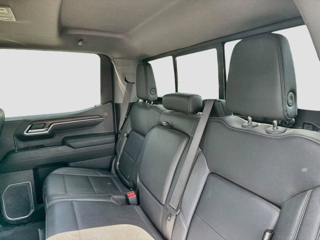 Used 2024 GMC Sierra 1500 SLT AWD/4WD image 24