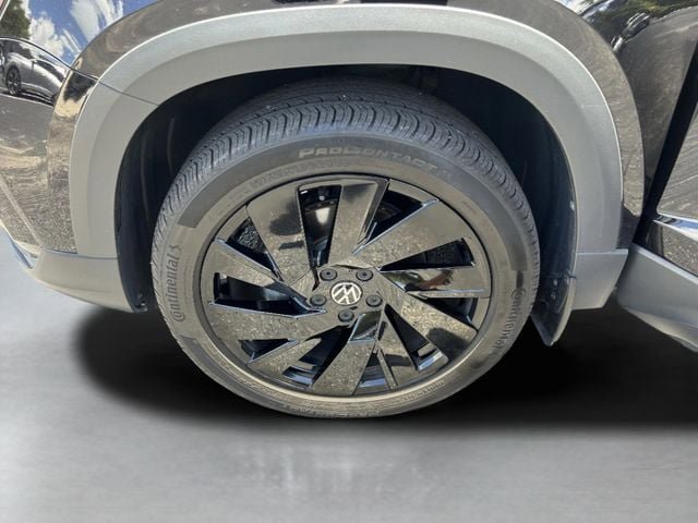 Used 2024 Volkswagen Taos SEL AWD/4WD image 37