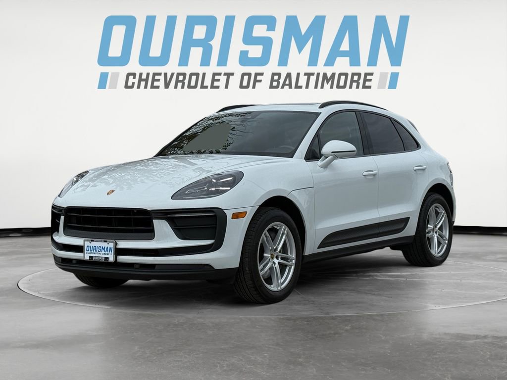 Used 2022 Porsche Macan image 2