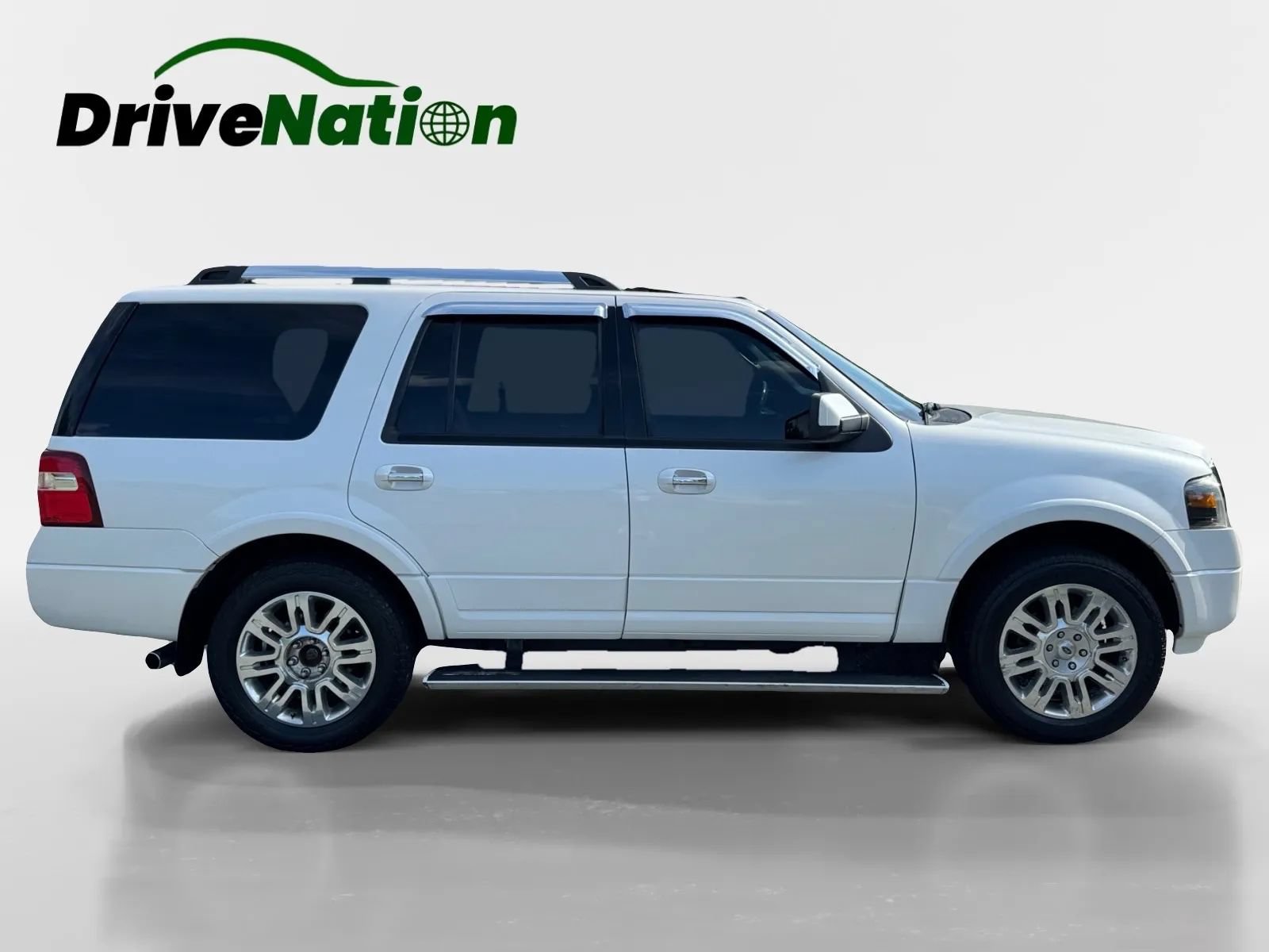 Used 2014 Ford Expedition Limited w/ Equipment Group 301A AWD/4WD image 4
