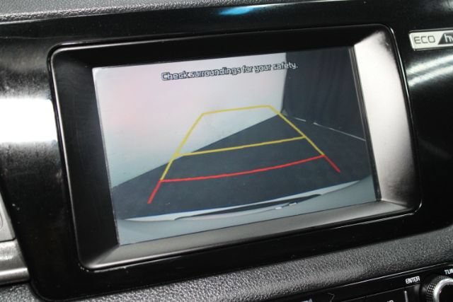 Used 2018 Kia Niro LX FWD image 16