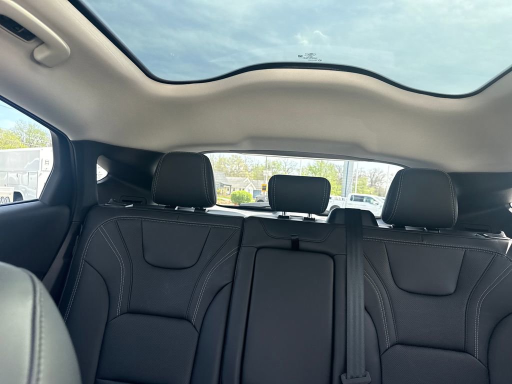 Used 2025 Ford Mustang Mach-E Premium image 34