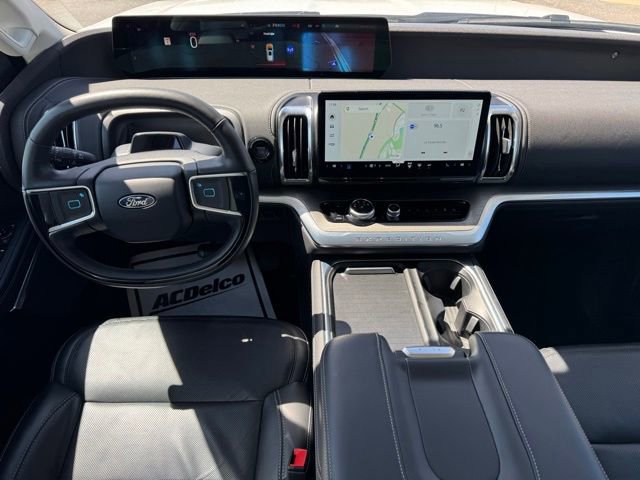 Used 2025 Ford Expedition Platinum AWD/4WD image 20