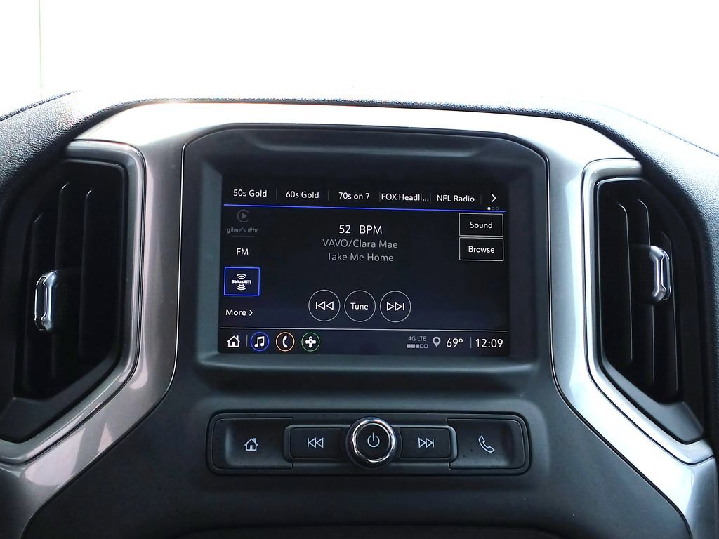 Used 2024 Chevrolet Silverado 1500 Custom w/ Turbomax Blackout Package image 13