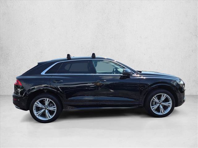 Used 2023 Audi Q8 Premium AWD/4WD image 4