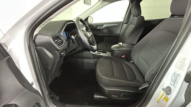 Used 2023 Ford Escape Active w/ Cold Weather Package FWD image 11