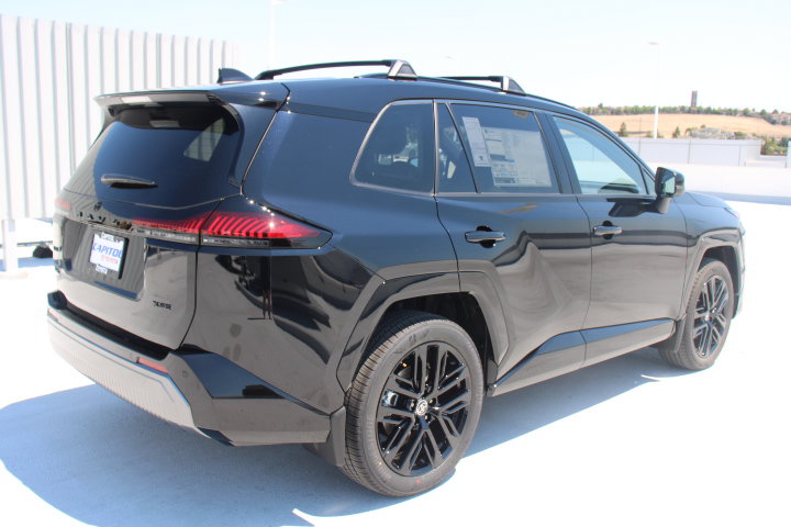 New 2026 Toyota RAV4 XSE w/ Panoramic Sun Roof Package AWD/4WD image 3