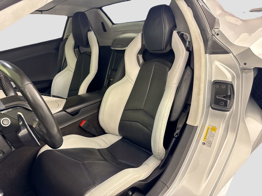 Used 2020 Chevrolet Corvette Stingray Premium Conv w/ 3LT Preferred Equipment Group RWD image 21