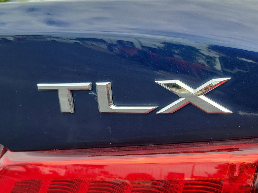 Used 2018 Acura TLX w/ Technology Package FWD image 8
