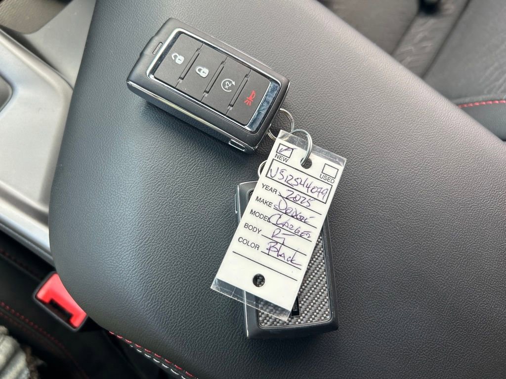 New 2025 Dodge Charger R/T w/ Quick Order Package 25M R/T image 39