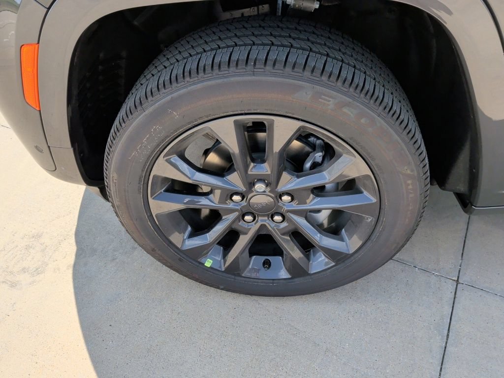 New 2026 Jeep Grand Cherokee Limited AWD/4WD image 53