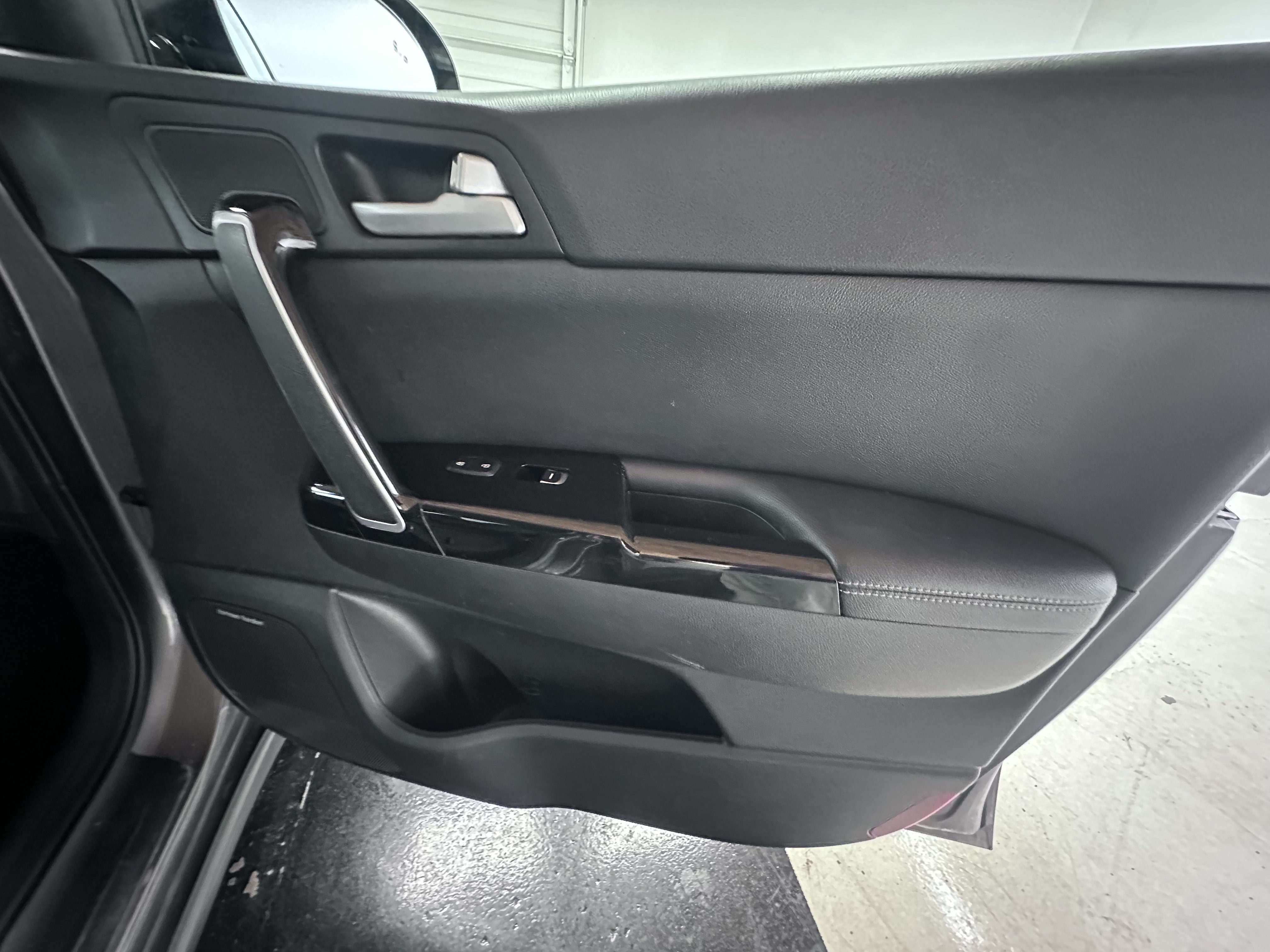 Used 2018 Kia Sportage EX w/ EX Technology Package FWD image 37