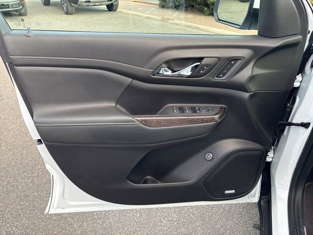 Used 2023 GMC Acadia Denali w/ Denali Technology Package image 14