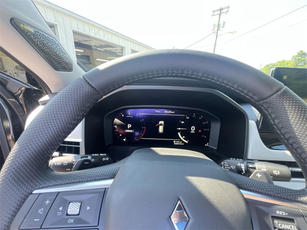 New 2025 Mitsubishi Outlander SE image 15